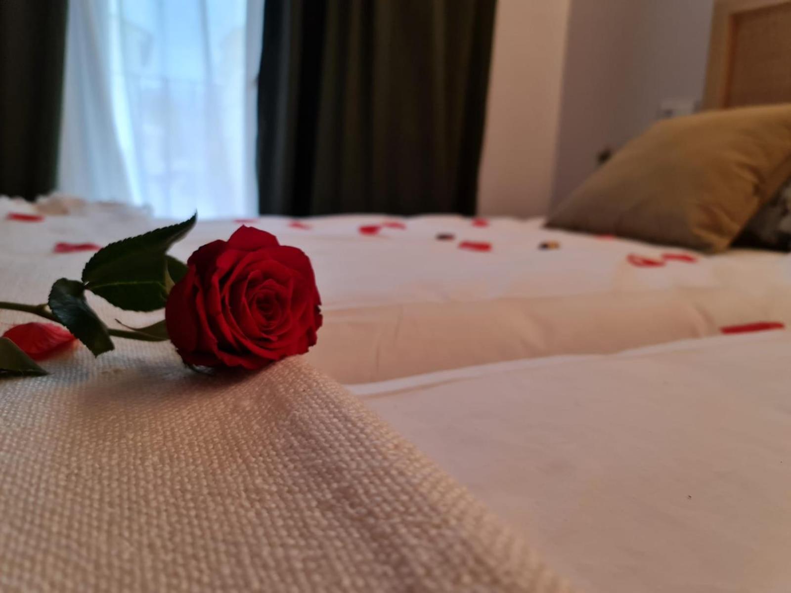 Serranillos Hotel Camino De Las Estrellas מראה חיצוני תמונה